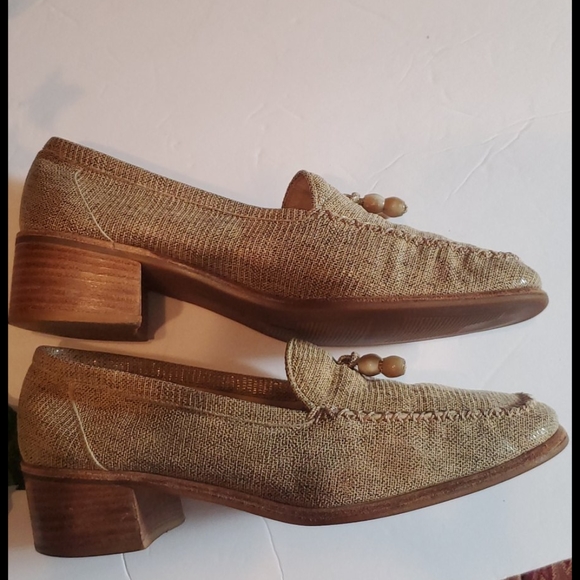 Stuart Weitzman tan metallic leather loafer 7.5 C - Picture 2 of 10